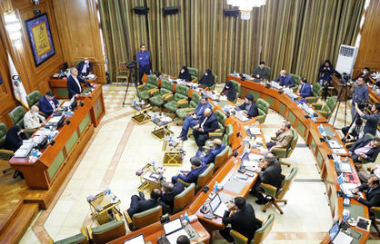 فضای دو قطبی در پارلمان شهری پایتخت
