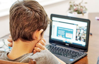 آمار روبه‌رشد اعتیاد کودکان به اینترنت